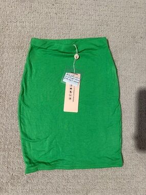 Oh Polly Bright Green Stretch Pencil Mini Skirt